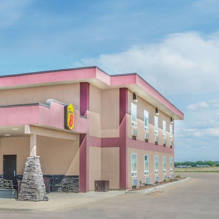 Super 8 By Wyndham Innisfail Εξωτερικό φωτογραφία